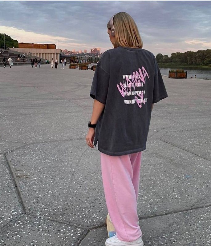 Футболка, которая давно болтается в вишлисте. wanna winewanna sexwanna peacewann…