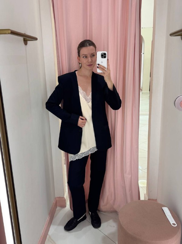 Удачно я забежала в Charmstore — у них в…