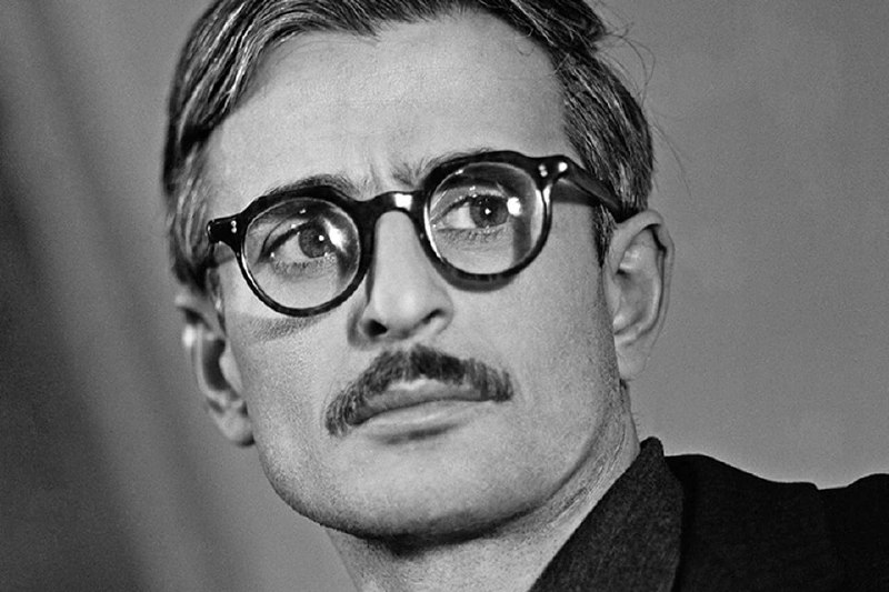 Режиссёру нужны два качества: абсолютная…